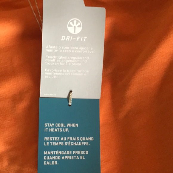 Nike Dri-Fit shirt - Picture 7 of 10